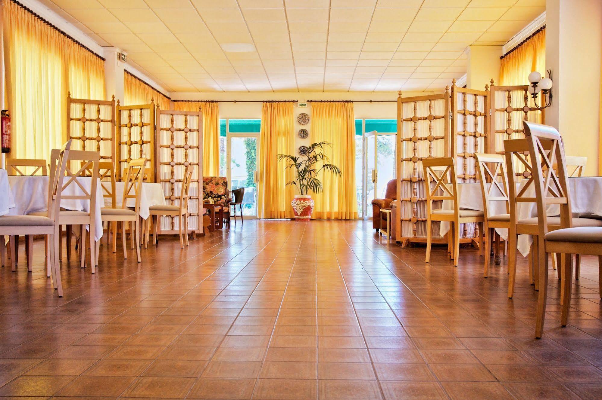 Hotel Tramontana Benicàssim Εξωτερικό φωτογραφία